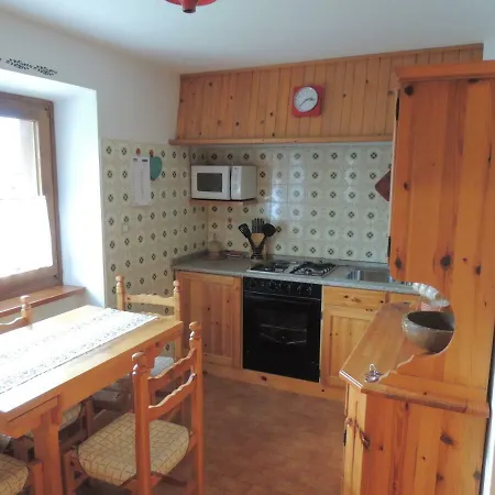 Eliseo Sartor Apartment *
